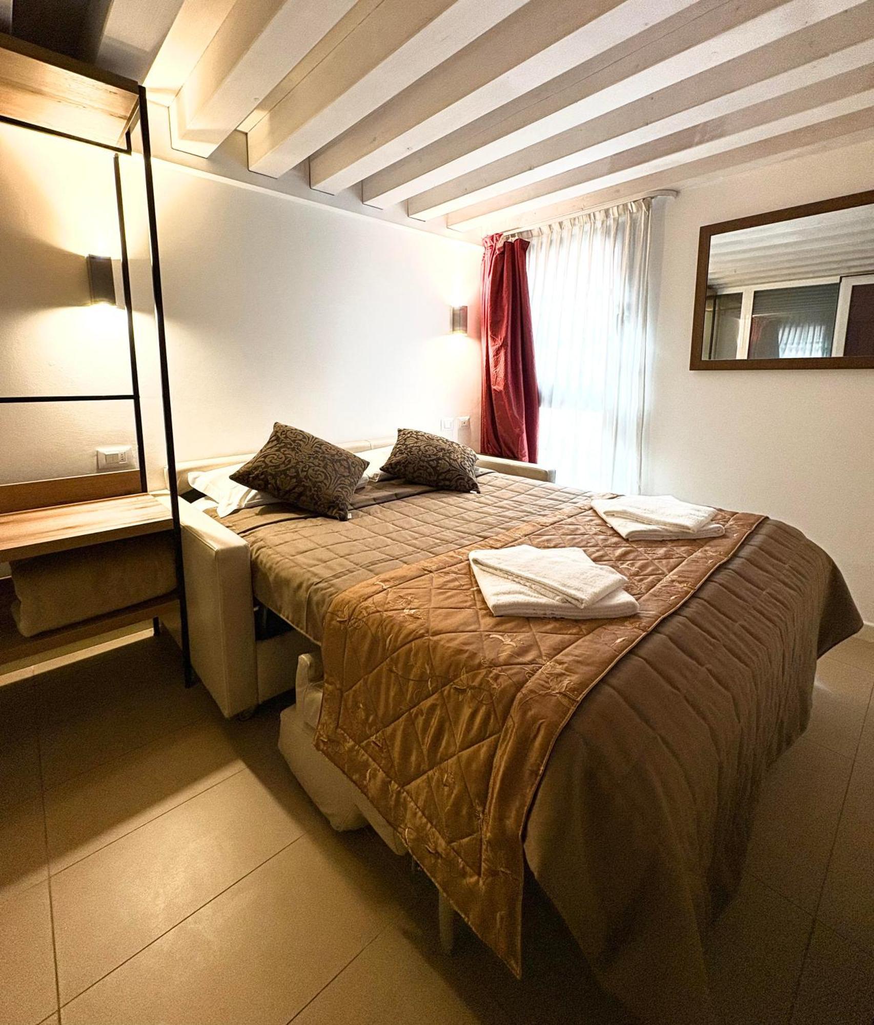 Al Canal Regio - Guest House Venedig Eksteriør billede